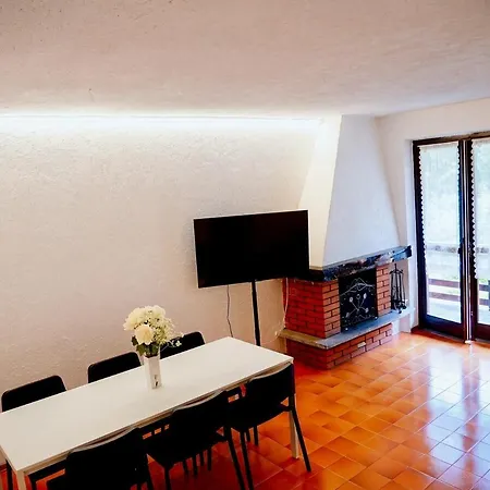 Pora 5 Sulle Piste Da Sci - Box - Pet Friendly